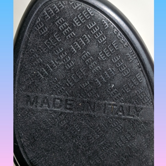 Italian Shoemakers Wedged Sandal - Picture 6 of 6